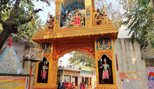 Delhi to Bareilly Taxi
