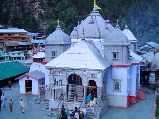 Rishikesh to Chardham taxi