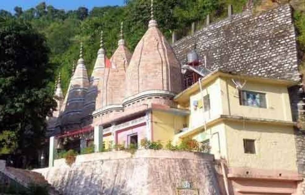 Delhi to Haldwani taxi
