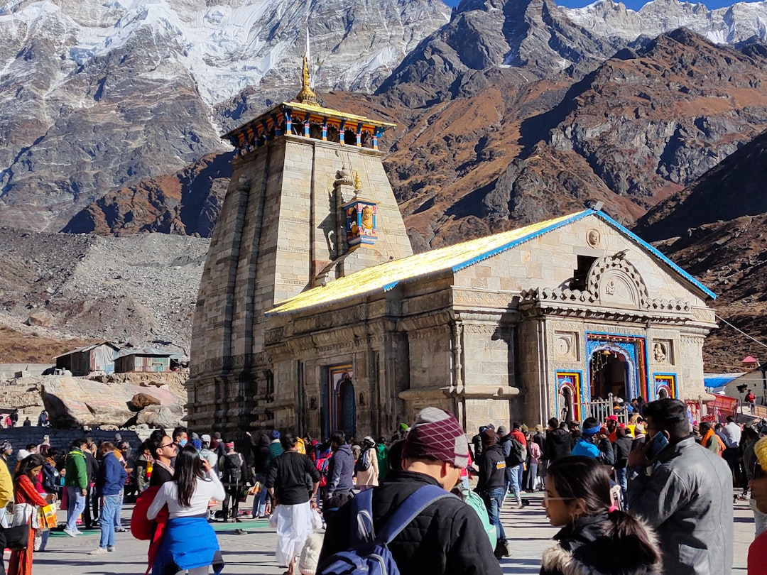 Haridwar to Kedarnath & Badrinath Yatra Taxi