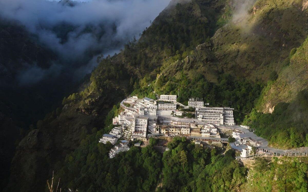 Dehradun to Vaishno Devi Cab