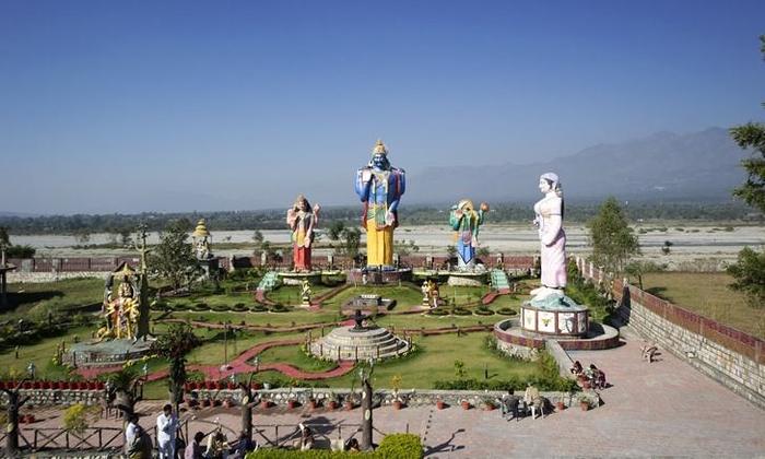 Taxi service in Vikasnagar